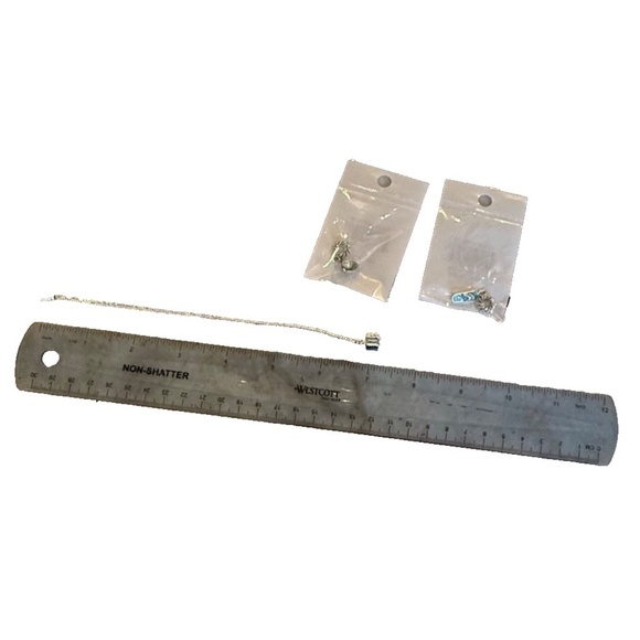 Celebrity Cruise Lines Collectible Charm Bracelet Flip Flop and Oyster Charms - Picture 7 of 15